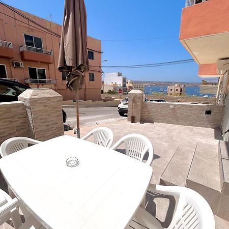 Beach Front 3-Bedroom Holiday Home Mellieha Luaran gambar