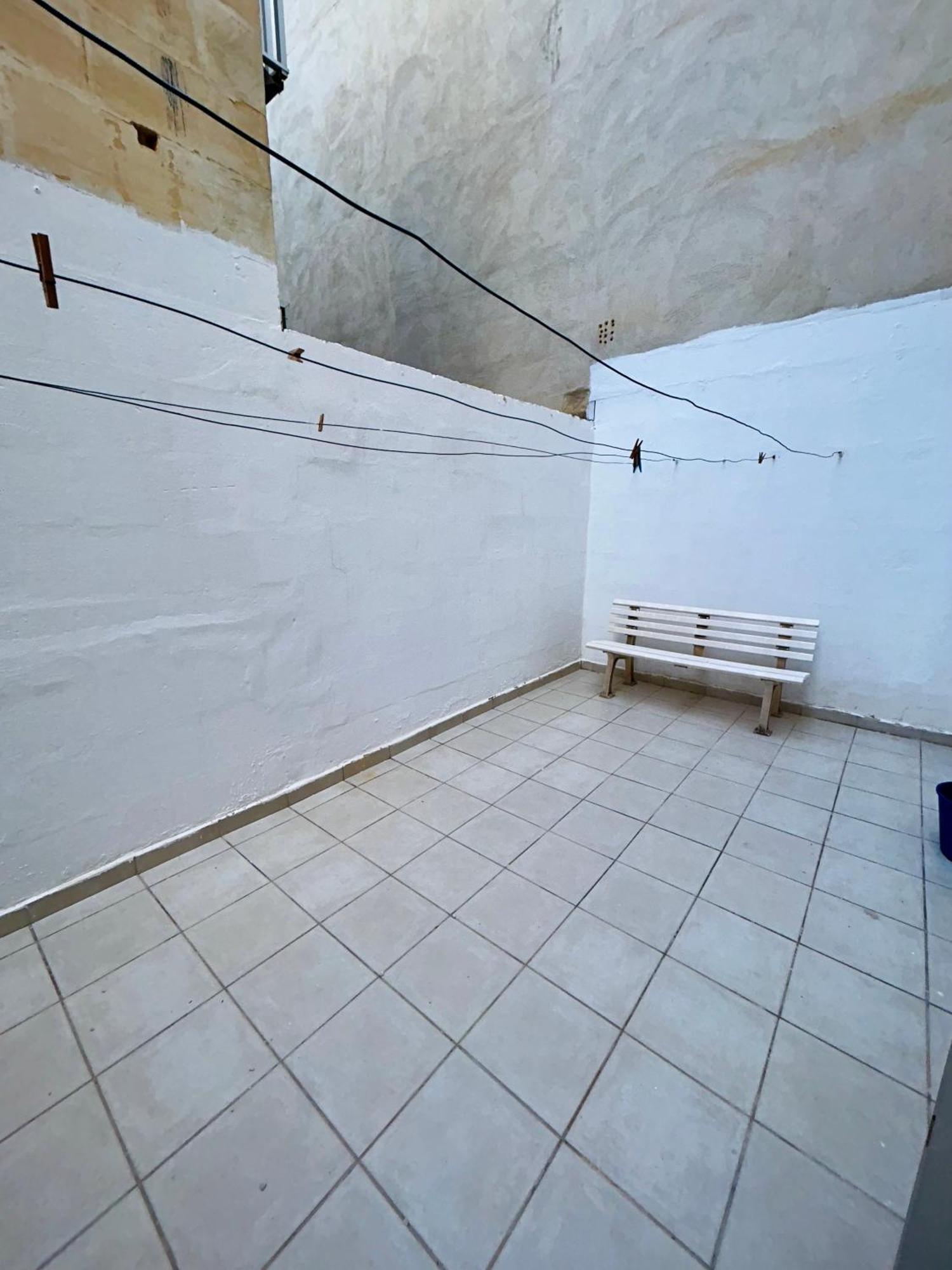 Beach Front 3-Bedroom Holiday Home Mellieha Luaran gambar
